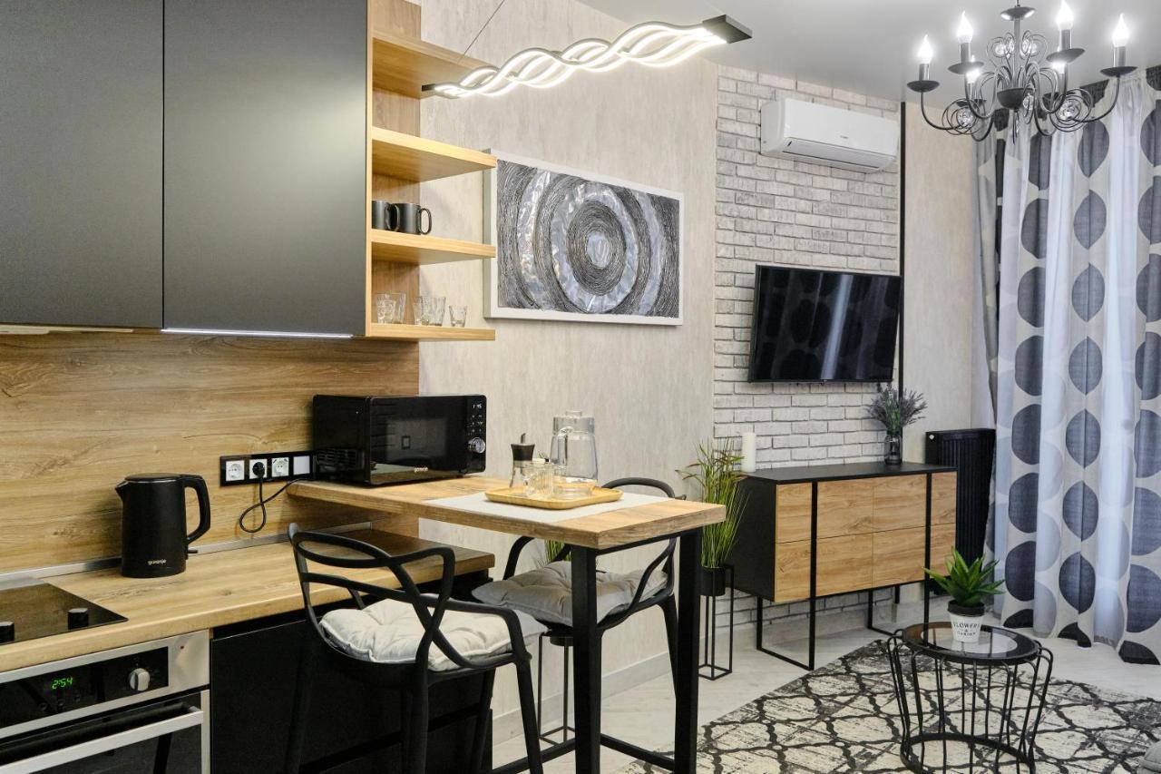 Luxury Apartments Sea View Julymia Odessa Buitenkant foto