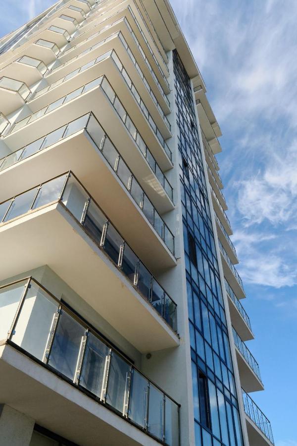 Luxury Apartments Sea View Julymia Odessa Buitenkant foto